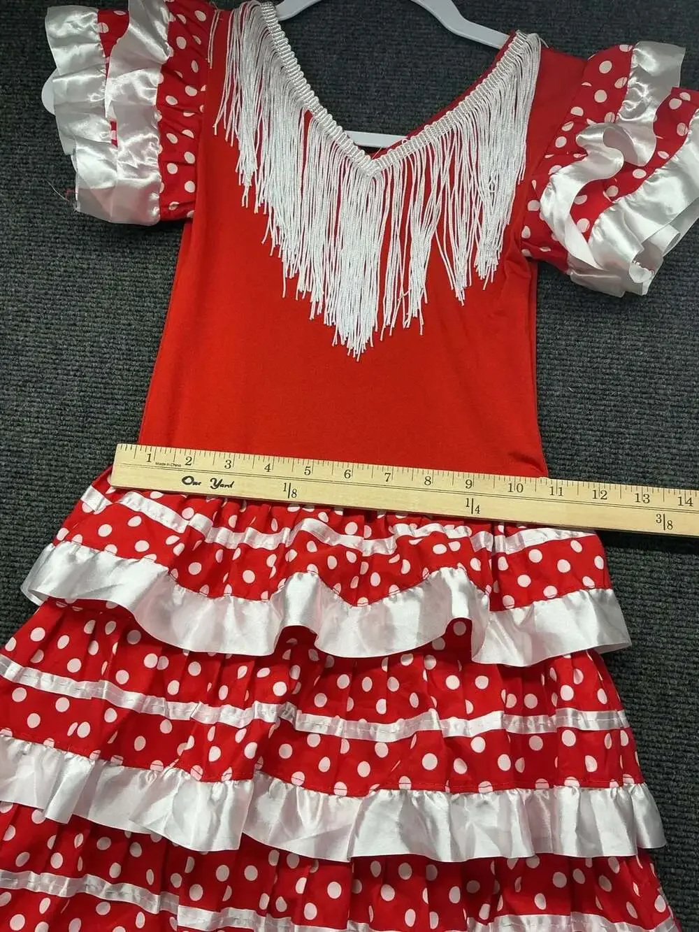 Unbranded red white